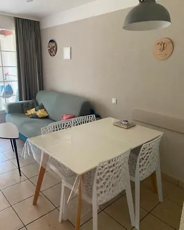 Joli Petit Renove דירה